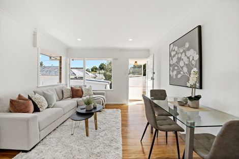 Photo of property in 2/38 Woodford Road, Mount Eden, Auckland, 1024