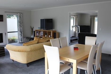 Photo of property in 2 Prebblewood Drive, Prebbleton, 7604