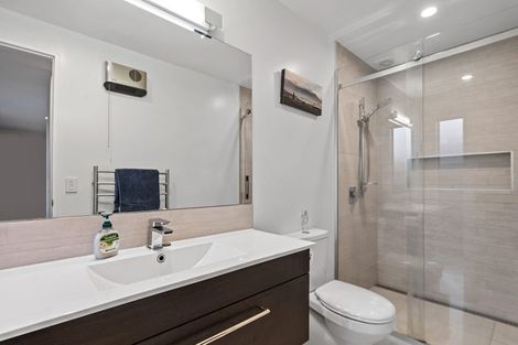 Photo of property in 7 Waterstock Way, Parklands, Christchurch, 8083