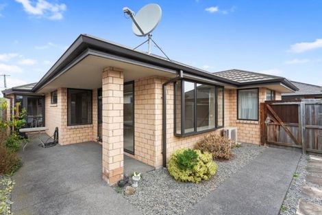 Photo of property in 2/23 Sabina Street, Shirley, Christchurch, 8013