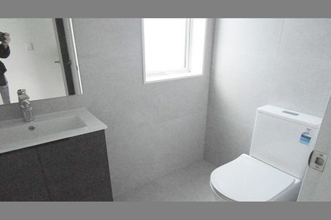 Photo of property in 28 Nephrite Lane, Henderson, Auckland, 0610