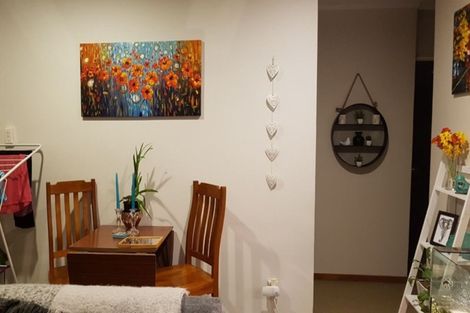 Photo of property in 1/22 Dunraven Place, Torbay, Auckland, 0630