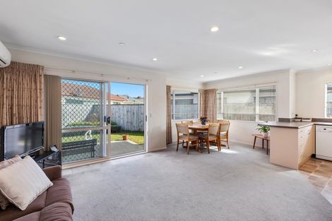 Photo of property in 14 Woodland Grove, Wainuiomata, Lower Hutt, 5014