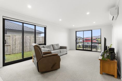 Photo of property in 69 Hills View Drive, Papamoa, 3118