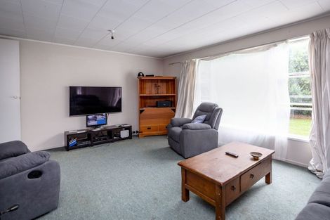 Photo of property in 16a Clifton Avenue, Carterton, 5713