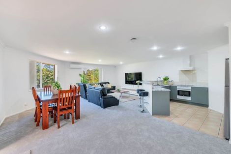 Photo of property in 13 San Pedro Place, Henderson, Auckland, 0612