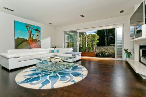 Photo of property in 3/37 Clifton Road, Hauraki, Auckland, 0622