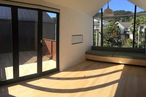 Photo of property in 76 Brougham Street, Mount Victoria, Wellington, 6011