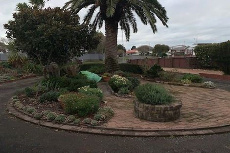 Photo of property in 25 Kensington Place, Fairfield, Hamilton, 3214