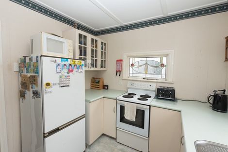 Photo of property in 263 Huatoki Street, Upper Vogeltown, New Plymouth, 4310