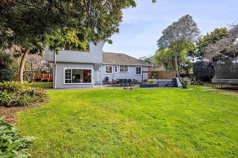 Photo of property in 7 Raiomiti Street, Fitzroy, New Plymouth, 4312