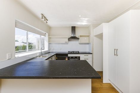 Photo of property in 3/3 Clarks Beach Road, Clarks Beach, 2122