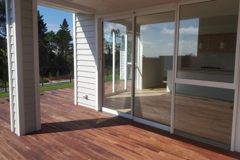 Photo of property in 150 Colonial Drive, Silverdale, 0932