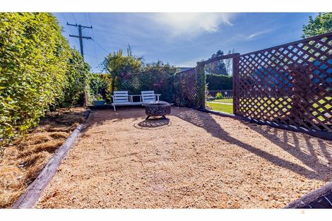 Photo of property in 70 Parsonage Road, Waimate, 7978