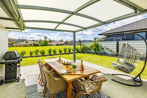 Photo of property in 6 Halyard Loop, Haruru, 0204