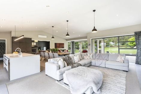 Photo of property in 32 Tirohanga Road, North Taieri, Mosgiel, 9092