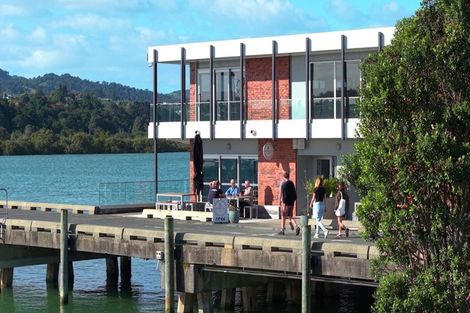 Photo of property in 1 Windward Avenue, Port Whangarei, 0110