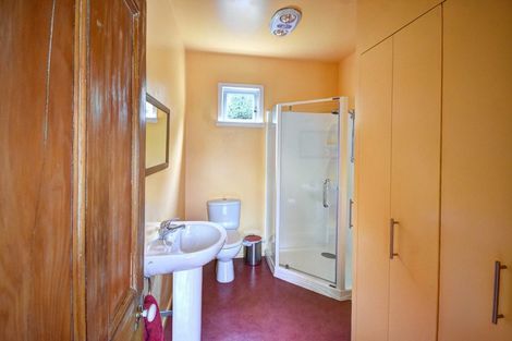 Photo of property in 1 Alison Crescent, Belleknowes, Dunedin, 9011