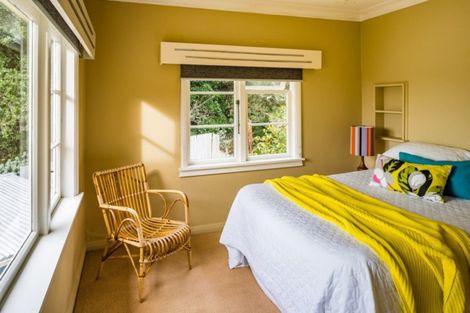 Photo of property in 147 Muritai Road, Eastbourne, Lower Hutt, 5013