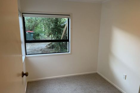 Photo of property in 1/3 Fayette Place, Te Atatu South, Auckland, 0610