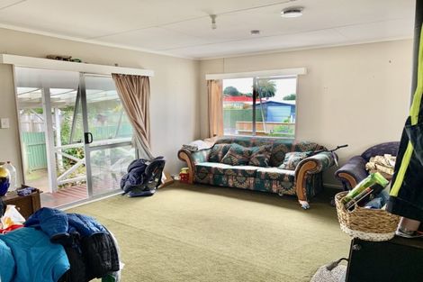 Photo of property in 10 Braemar Street, Levin, 5510