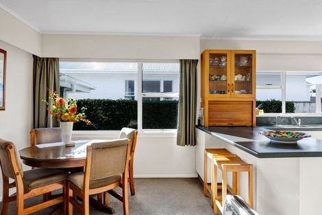 Photo of property in 96 Argyle Street, Hawera, 4610