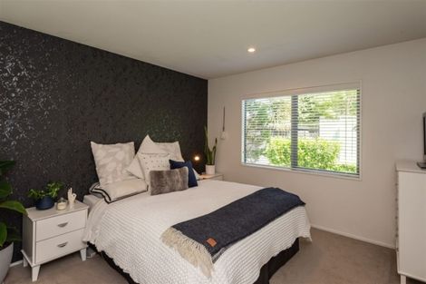 Photo of property in 45 Garreg Road, Bryndwr, Christchurch, 8052