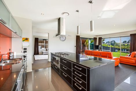 Photo of property in 28 Stranraer Crescent, Wattle Downs, Auckland, 2103