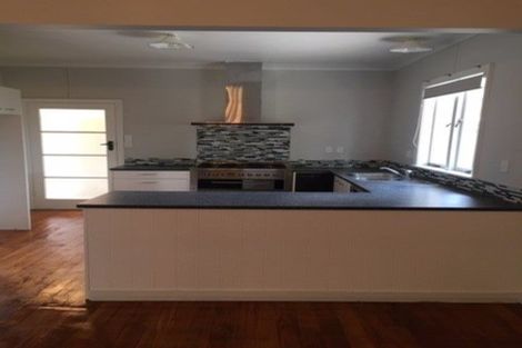 Photo of property in 2 Gibson Road, Tuakau, 2121