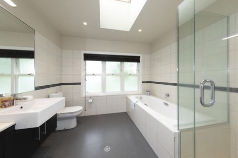 Photo of property in 68a St Leonards Road, Mount Eden, Auckland, 1024