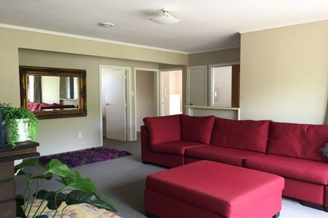 Photo of property in 17 Webb Place, Forrest Hill, Auckland, 0620