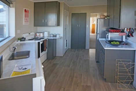 Photo of property in 68 Edinburgh Crescent, Waikiwi, Invercargill, 9810