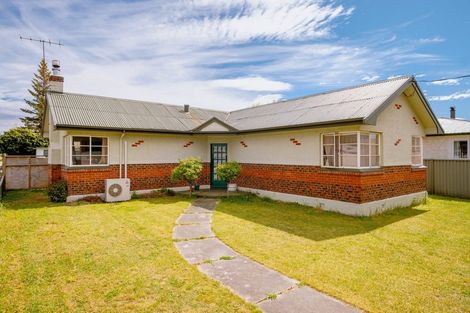 Photo of property in 28 Brandon Street, Alexandra, 9320