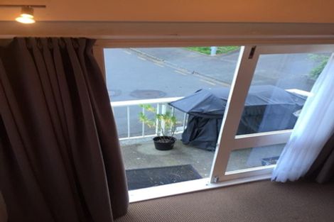 Photo of property in 24 Cottleville Terrace, Thorndon, Wellington, 6011