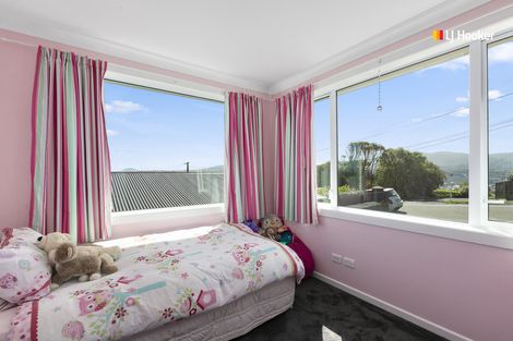 Photo of property in 132 Larnach Road, Waverley, Dunedin, 9013