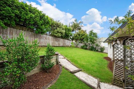 Photo of property in 3 Carnmore Place, Torbay, Auckland, 0630