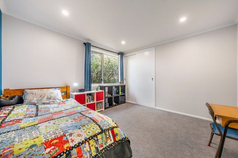 Photo of property in 12 Coates Grove, Silverstream, Upper Hutt, 5019