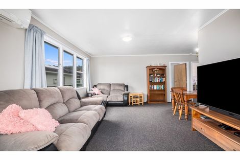 Photo of property in 53 Connolly Street, Boulcott, Lower Hutt, 5010