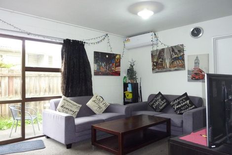 Photo of property in 2/47 Brockworth Place, Riccarton, Christchurch, 8011
