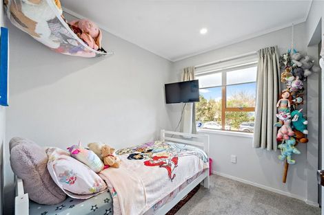 Photo of property in 2/109 Oaktree Avenue, Browns Bay, Auckland, 0630