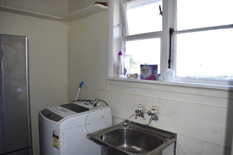 Photo of property in 10 Temuera Street, Otaki, 5512