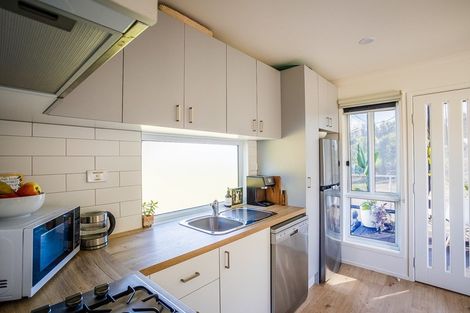 Photo of property in 76 Riddell Road, Kerikeri, 0230