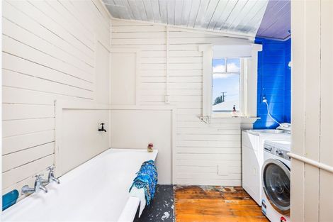 Photo of property in 16 Zealandia Street, Kensington, Whangarei, 0112