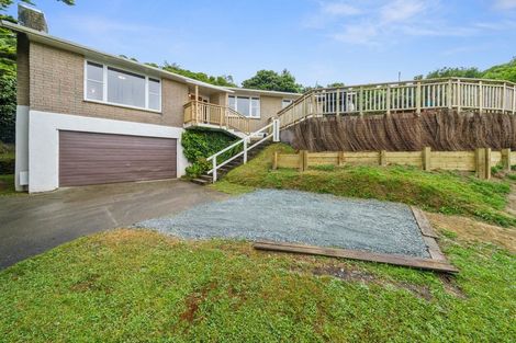 Photo of property in 93 Dowse Drive, Maungaraki, Lower Hutt, 5010