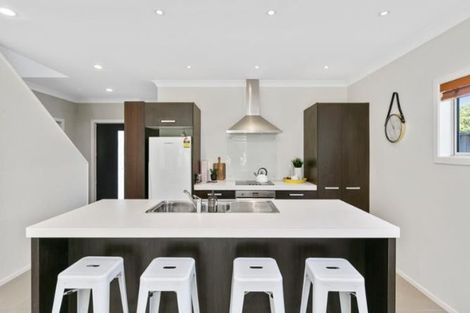 Photo of property in 46a Parkvale Road, Karori, Wellington, 6012