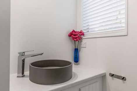 Photo of property in 3a Wharewaka Road, Wharewaka, Taupo, 3330