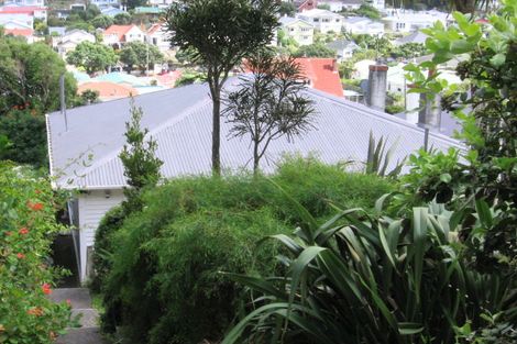 Photo of property in 44 Melbourne Road, Island Bay, Wellington, 6023