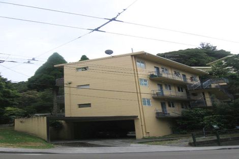 Photo of property in 140 Glenmore Street, Northland, Wellington, 6012