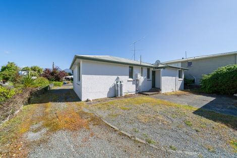 Photo of property in 8 Sutherland Street, Te Anau, 9600