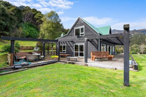 Photo of property in 61 Grehan Valley Road, Akaroa, 7520